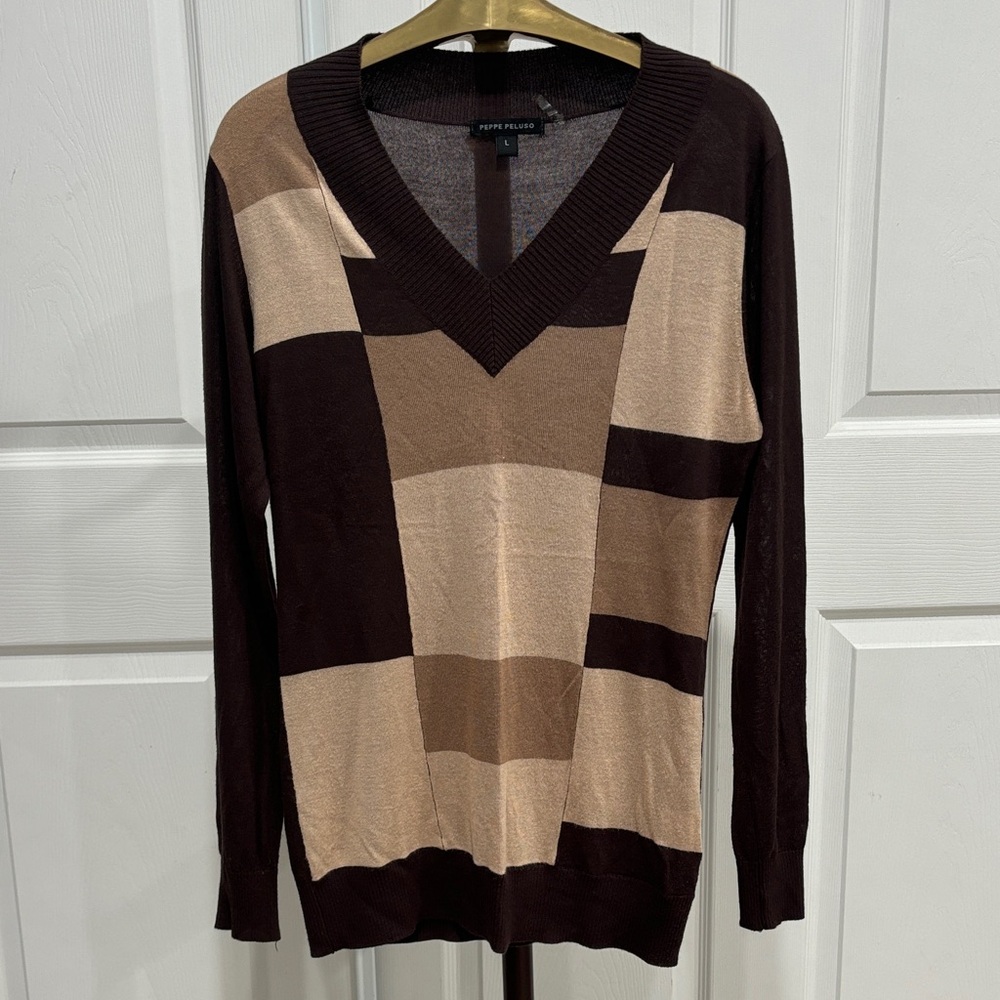 Women's V-Neck Sweater - Brown and Tan